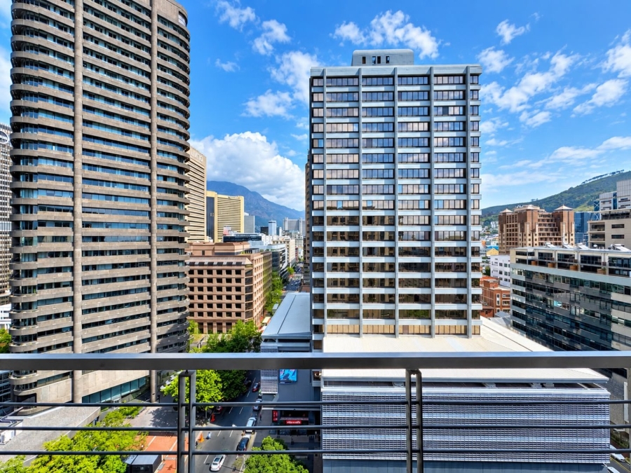 1 Bedroom Property for Sale in Cape Town City Centre Western Cape
